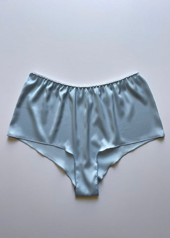 SILKY SATIN SHORTS LIGHT BLUE