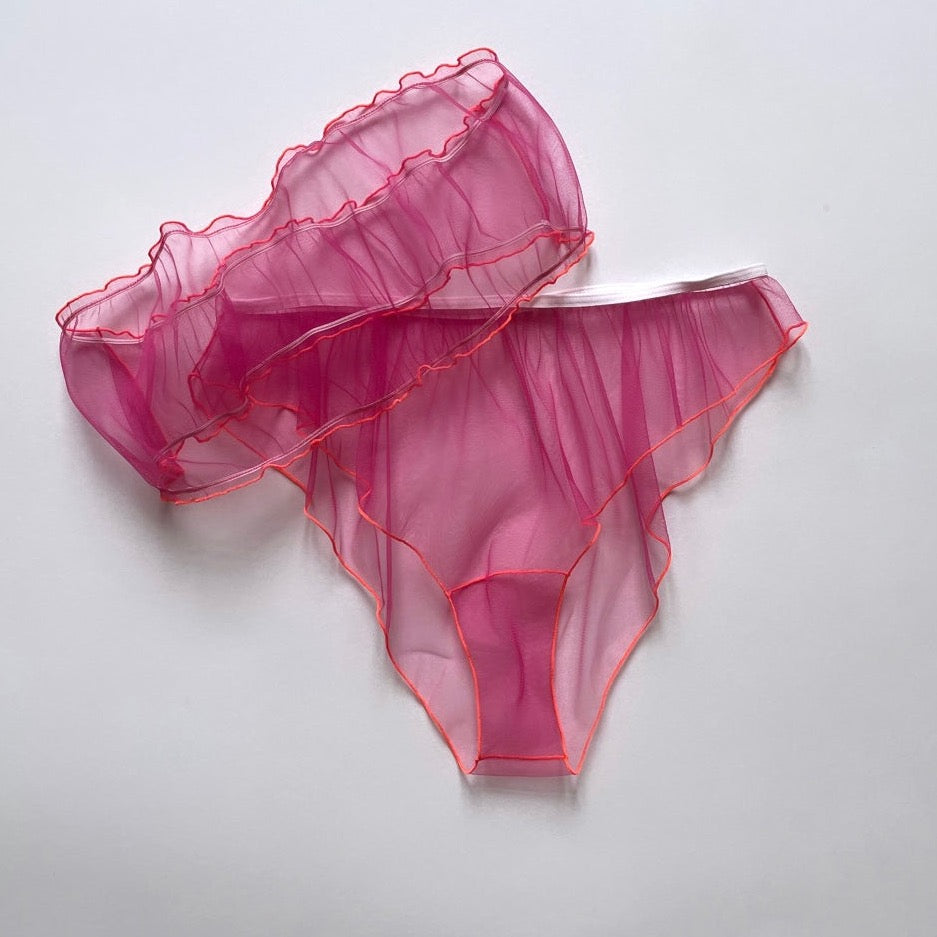 NEON FUCHSIA SET BANDEAU AND KNICKERS